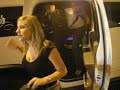 200 personas en la limusina californiana