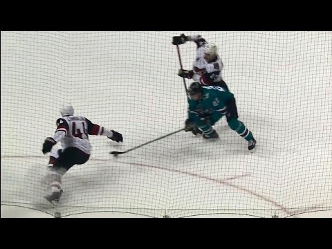 Video: Donskoi carves up Coyotes' defence, sets up Couture