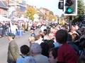 videos de Wootton Bassett appreciation parade crowd awaits