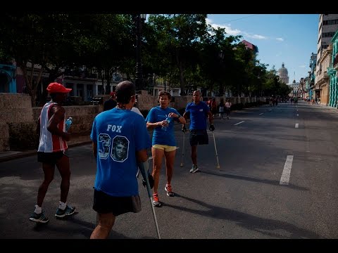 Alexander nunca corre solo