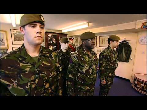 guarding - In this second episode posh but tough Major Thorold Youngman Sullivan and no nonsense right hand man Sgt Major Steve Munro have their work cut out to maintai...