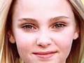 Annasophia Robb and Josh Hutcherson