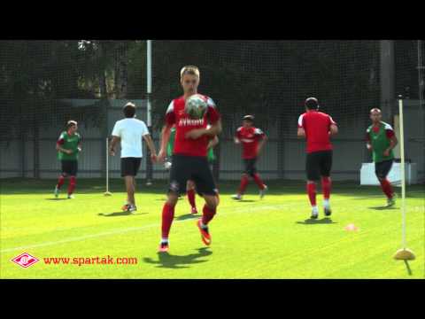 Дублеры «Спартака» тренируются в Тарасовке Дублеры «Спартака» тренируются в Тарасовке