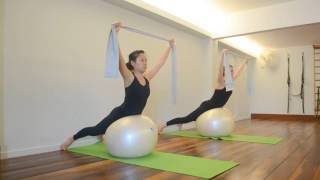 Extensão de Tronco na Fitball e Fortalecimento de Braço com a Faixa Elástica