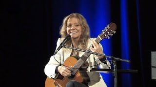 Fenomenální kytaristka Lenka Filipová zahrála v Mohelnici