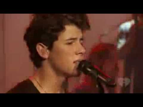 Jonas Brothers -Sweet Caroline