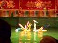 HA` Noi Mua Roi Nuoc ... Tây đến chơi chỉ biết dẫn đi nhậu