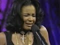 the songbird does it once again! an 