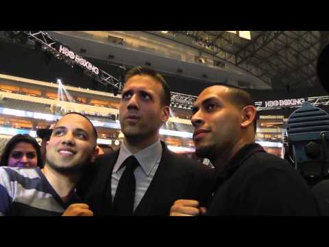 Rigondeaux - In this http://www.esnewsreporting.com video we take a look at the story behind the story. EsNews is a sports channel talking to stars, celebs, trainers, fan...