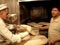 156. Pieczenie chleba w Iranie. Baking bread in Iran