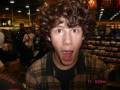 videos de Nick sonriendo