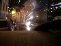 oud en nieuw 2009 vuurwerk in gezicht (op 45 sec). Het gevaar van illegaal siervuurwerk... oud en nieuw 2009 vuurwerk in gezicht (op 45 sec). Het gevaar van illegaal siervuurwerk...