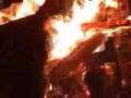 videos de Burning More Couches