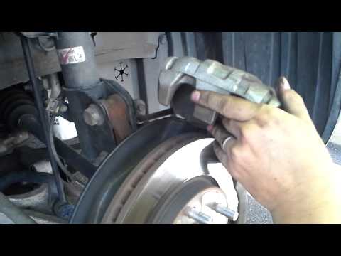 how to bleed brakes on 2005 honda odyssey