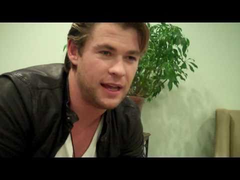 CHRIS HEMSWORTH POISED FOR BREAKOUT IN THOR Photo 0 CHRIS HEMSWORTH POISED FOR BREAKOUT IN THOR