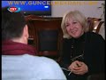 Programın tamamı için: www.guncelmeydan.comKosova açık yaraBanu Avar'la Sınırlar Arasında, bu hafta ,Rusya'yla Amerika'nın restleştiği Kosova'da!Yugoslavya'dan kala kala Sırbistan ve Özerk Bölge Kosova kaldı. Bir zamanlar Balkanların incisi Yugoslavya 6 parçaya ayrıldı...Şimdi kosovanın şartlı bağımsızlığı gündemde! Kosova devlerin savaş alanı!Washington Birleşmiş Milletler kararları hilafına bağımsızlığı taniyacağını açıkladı. Rusya Kosova'nın bağımsızlığını kırmızı çizgilerinin ihlali olarak yorumladı..Banu Avar Kosova'da Arnavutlar, Sırp ve Türk azınlıkla Kosova'nın geleceğini konuştu. Kosova'daki kültürel değişimden çarpıcı örnekler derliyor. Pristine sokaklarına dikilen katolik katedralleri, Vatikan Kosova yakınlaşmasını sınırlar arasında izleyin. Arnavutların Türk düşmanı İskender Bey ve Rahibe Teresa'ya duydukları aşkı, Amerika'da bile olmayan Amerikan sevdası, Mitrovitza'nın kuzeyindeki Kosovalı Sırpların hissiyatı Sınırlar Arasında...Kosova bir tünelden geçiyorAvrupa'nın ortasına açılmış bir yara. 8 yıldır kanıyor. Kosova Sınırlar Arasında yaşıyor...Gören gözlere ders olsun!