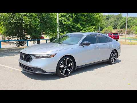 Used 2023 Lunar Silver Metallic Honda SPORT image 1