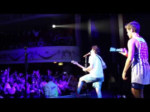 The Midnight Beast - Quirky (Live)