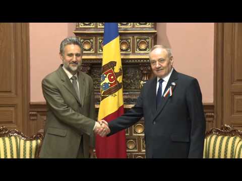 Președintele Nicolae Timofti a avut o întrevedere cu ambasadorul României, Marius Lazurca