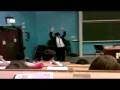 videos de Imperial Linear Algebra lecturer dances to Blues Brothers