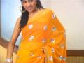 videos de Yellow Faux Georgette Saree with Blouse