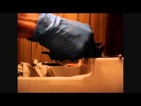 how to remove pfister faucet
