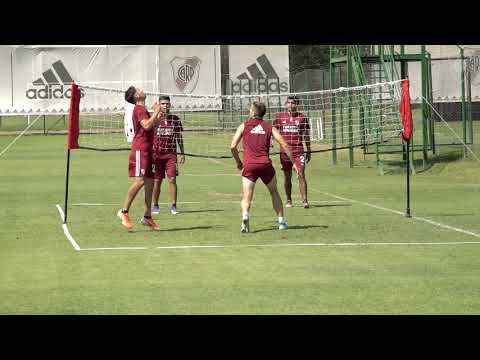 ¡UN ESPÍA EN RIVER CAMP!