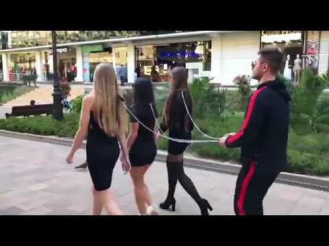 Ходят С Вибратором По Улице Видео