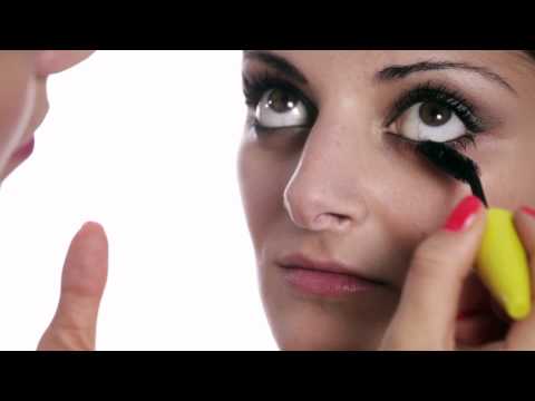 Mila Kunis Make-Up