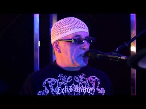San-Sebastian music band - Blue suede shoes, Miliony monet
