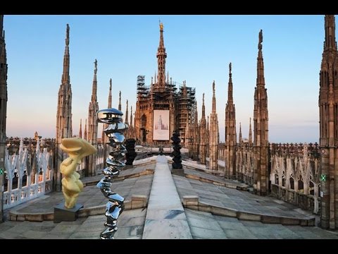 Tony Cragg e le guglie del Duomo di Milano