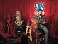 Blake Shelton and Miranda Lambert singing 