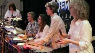 <h5>Un Montón De Estrellas</h5><p>Extpemo Steelband Switzerland</p>