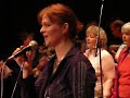 Mairi Campbell and Dave Francis sing auld lang syne in barga