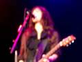Alanis FRONT & CENTER