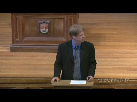 Introduction - Introduction to Psychology (PSYC 110) Professor Paul Bloom welcomes students and presents the course as a comprehensive introduction to the study of the huma...