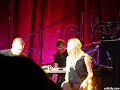 Ashlee Simpson - Undiscovered (Live in Santa Barbara)