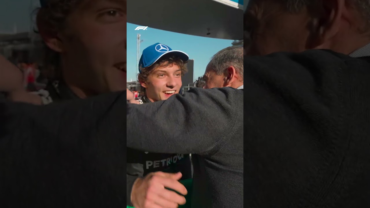 Kimi Celebrates His First Pole With His Dad ❤️