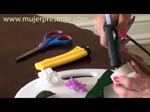 Servilleteros - Lee este artículo en http://www.mujerpresente.com/2012/03/video-manualidades-con-beatriz-guajardo.html Beatriz Guajardo nos enseña a hacer unos lindos servil...