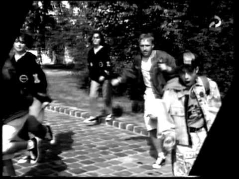 Momo - Egy zöld versenybringa