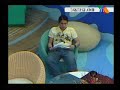 Luis esta ensayando y llega marifer a sentarse con el Luis esta ensayando y llega marifer a sentarse con el