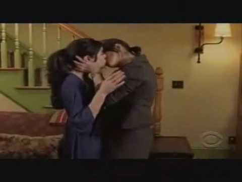 Natalia & Olivia (Guiding Light) - Brown Eyes