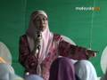 Wan Azizah meets with single mothers in Penanti