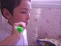 mon petit frère et son dentifrice mon petit frère et son dentifrice