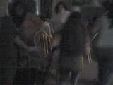 javiervalerios - ES UNA FIESTA FAMILIAR.