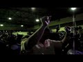 chris duran cantando a m�sica sonhos, junto com aline novaes em santana de cataguases. evento realizado pela igreja metodista wesleyana.