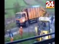 Kamion komunalaca iz kalju?e spa?avali bageri