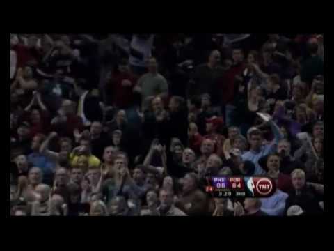 Brandon Roy scores 52 points against the Suns