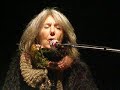 surprise for the encore, martha's mum arrives on stage to help her daughter through a pretty nifty french ballad- dis, quand reviendras-tu?