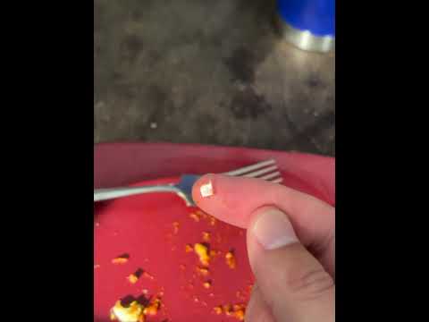 Classico - Foreign material found in sauce causing possible cracked tooth